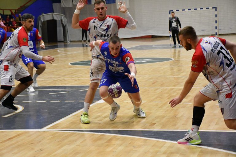 BORAC NEZAUSTAVLJIV U BORIKU!